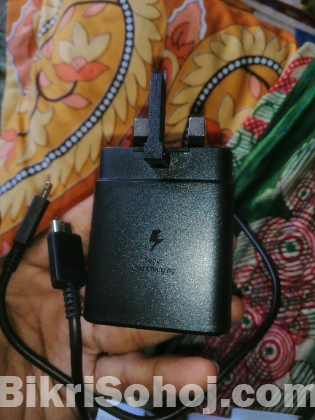 45w Super fast charger FOR sale s23 Ultra tei used,